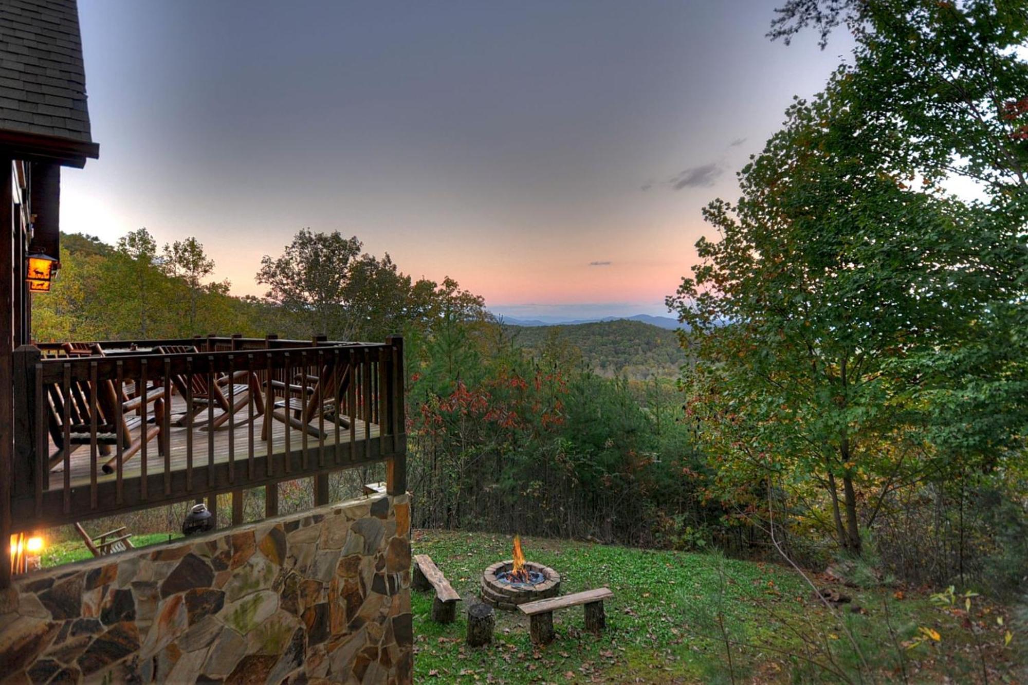 The View Sweeping Mountain Views Gas Fireplace Game Room Hot Tub Blue Ridge Eksteriør bilde